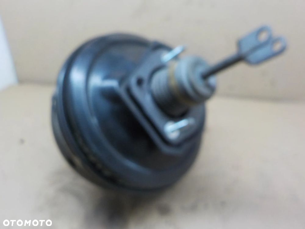 BMW F10 F11 3.0 D SERWO HAMULCOWE - 2