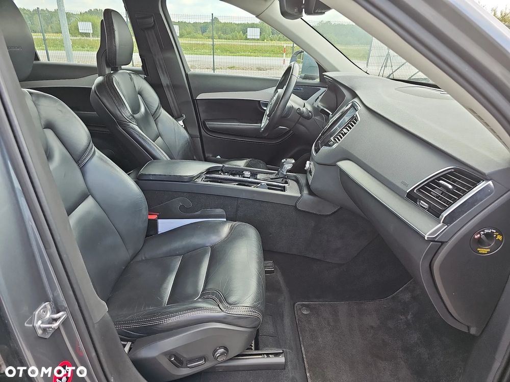 Volvo XC 90 D5 AWD Inscription - 24