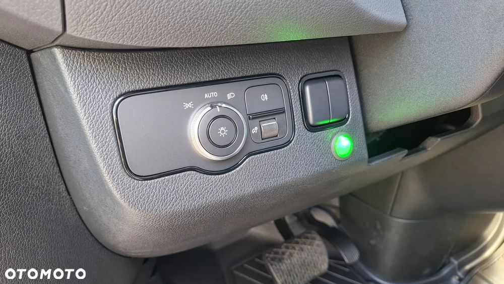 Mercedes-Benz Sprinter - 22