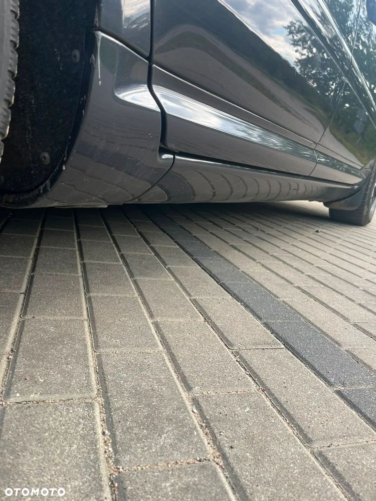 Audi A8 - 7