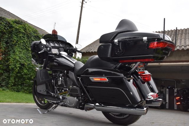 Harley-Davidson FLHTCU Ultra - 6