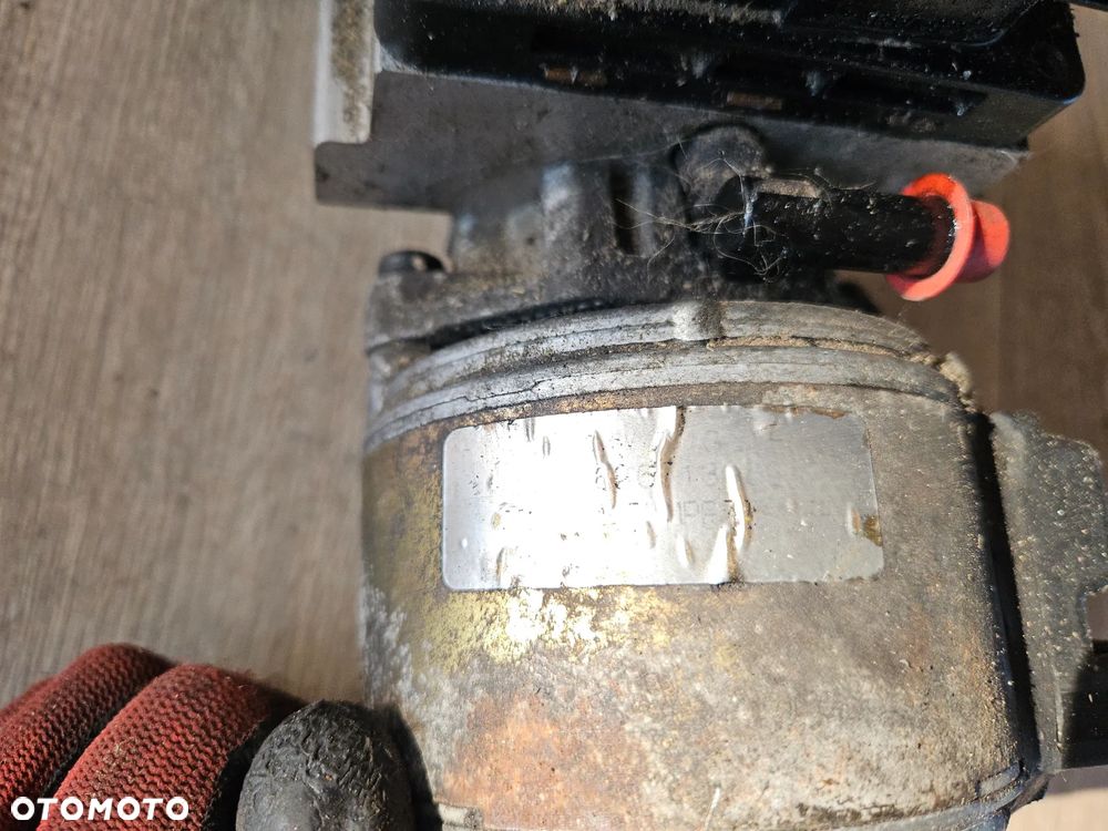 Kompresor pompa zawieszenia Citroen C5 I 9636716080 - 4