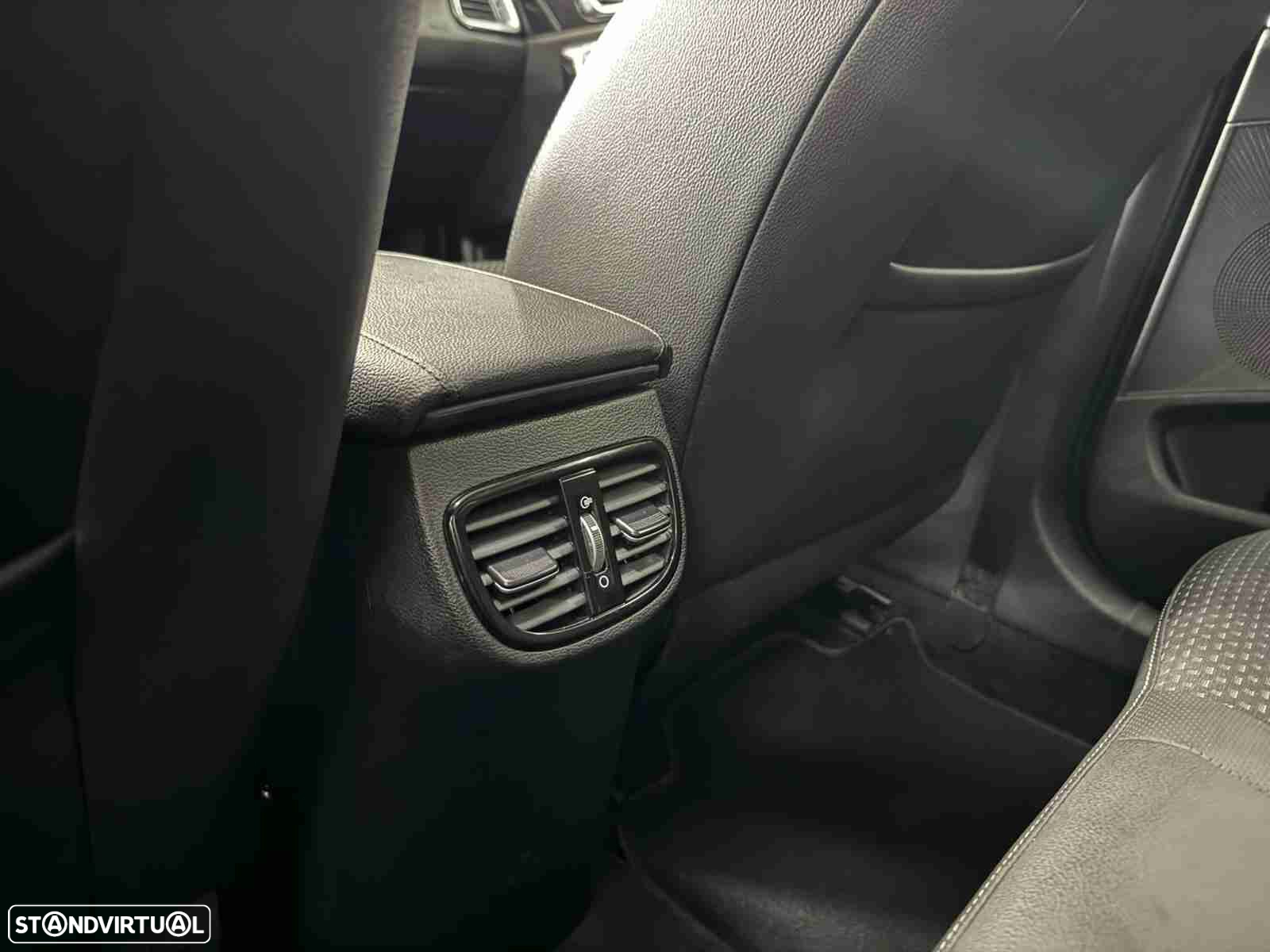 Kia XCeed 1.6 GDi PHEV First Edition+SRF - 16