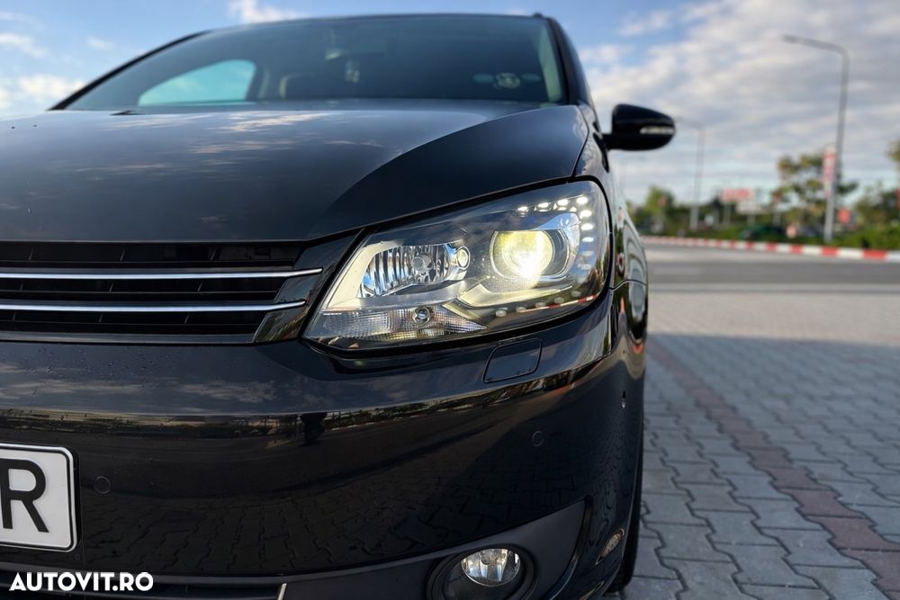 Volkswagen Touran - 5