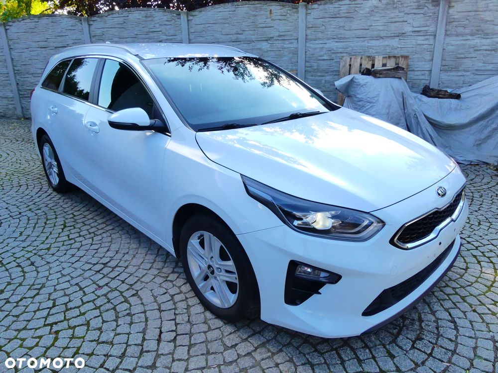 Kia Ceed 2021 photo 4