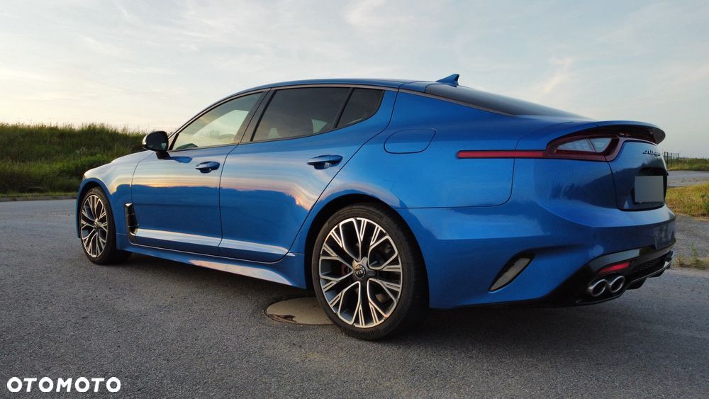 Kia Stinger 2.0 T-GDI GT Line - 1