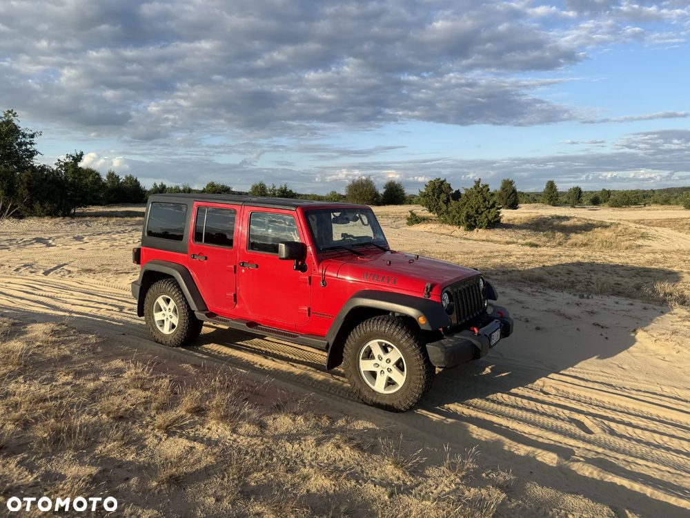 Jeep Wrangler - 12