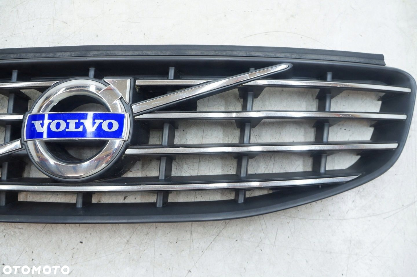 ATRAPA GRILL GRIL CHŁODNICY PRZÓD PRZEDNI CHROM VOLVO XC60 31333832 - 2