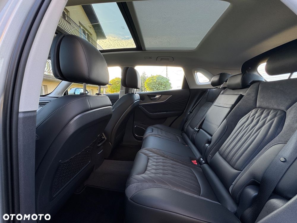 Hongqi HS5 2.0T Flagship AWD - 29