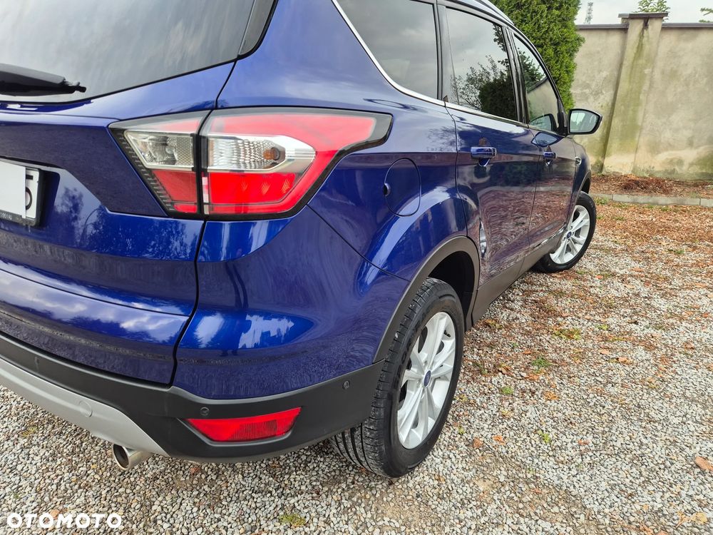 Ford Kuga 2.0 TDCi 2x4 Titanium - 12