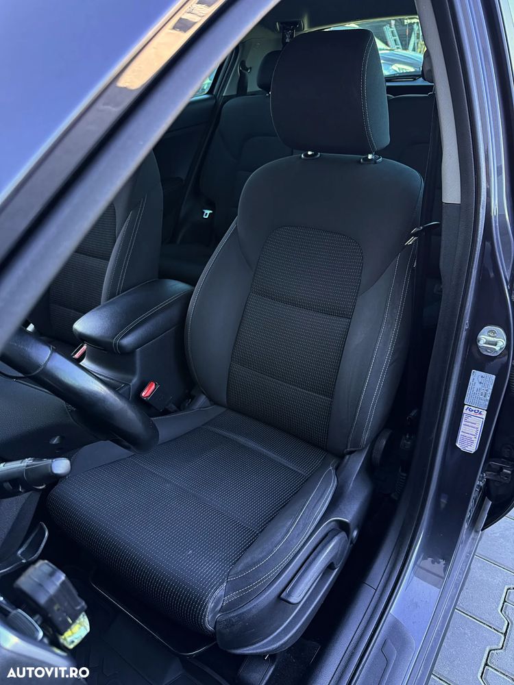 Kia Sportage 2.0 DSL 6AT 4x4 Style - 23