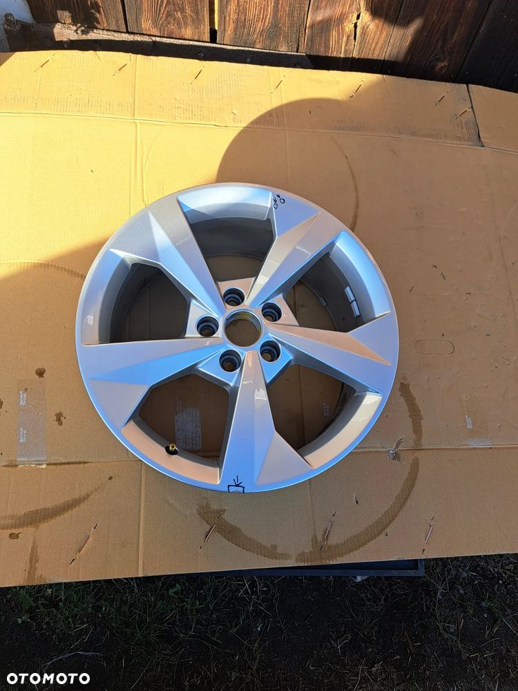 Felga aluminiowa Audi A3 S3 18 Cali 8Y0601025J 8Y0601025CP E-8.0Jx18H2-N ET 46 1x Alufelge Felge Wheel Audi A3 S3 - 8