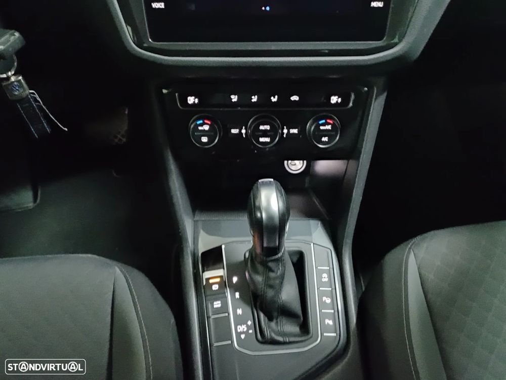 VW Tiguan 1.5 TSI Confortline - 11
