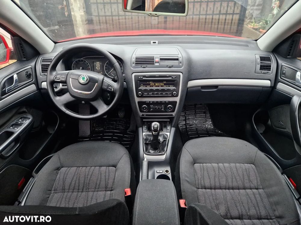 Skoda Octavia Combi 1.6 TDI Elegance - 6