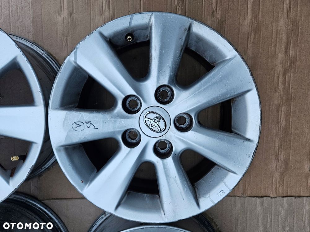 toyota auris 07-12 corolla e15 felgi aluminiowe 15'' - 2