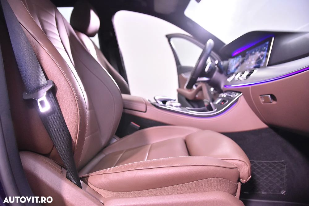 Mercedes-Benz E - 11