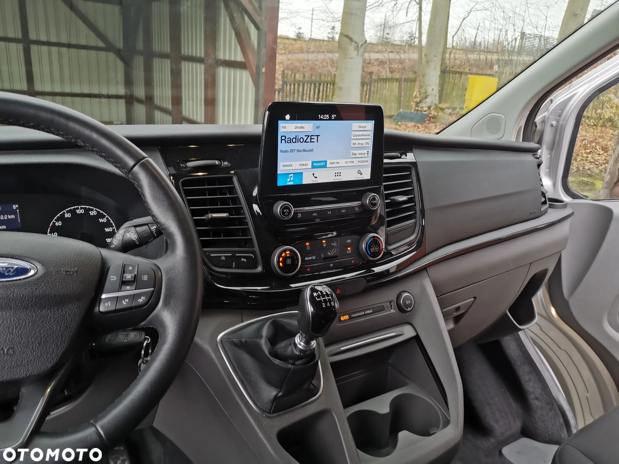 Ford Tourneo Custom 2.0 EcoBlue L2 Trend - 2
