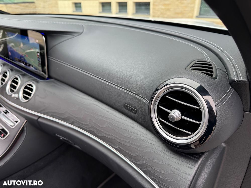 Mercedes-Benz E 300 de T 9G-TRONIC AMG Line - 17