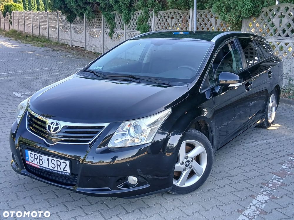 Toyota Avensis - 28