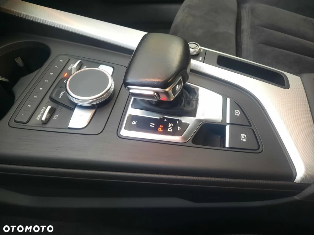 Audi A4 Limousine 2.0 TDI DPF clean diesel quattro S tronic S line Sportpaket - 16