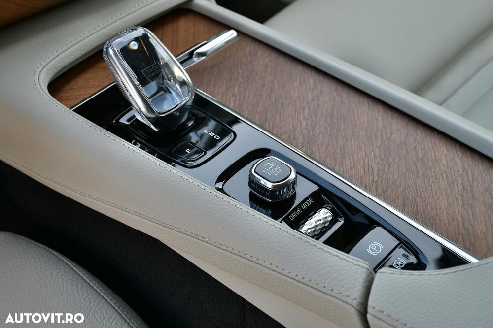 Volvo XC 90 B5 MHEV AWD 5 locuri Inscription - 12