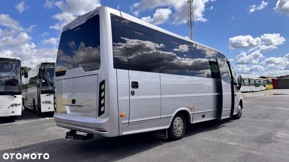 Iveco WING /30miejsca /mały przebieg /klimatyzacja/ euro6 / Cena:239000 zł netto - 3