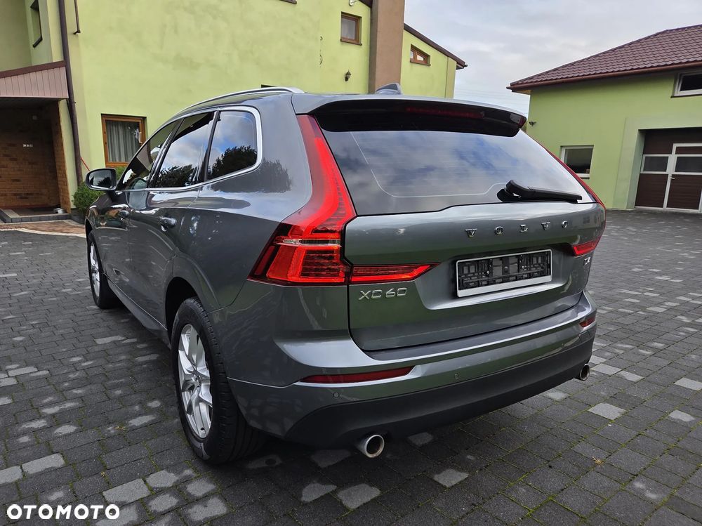 Volvo XC 60 D4 Momentum Pro - 8