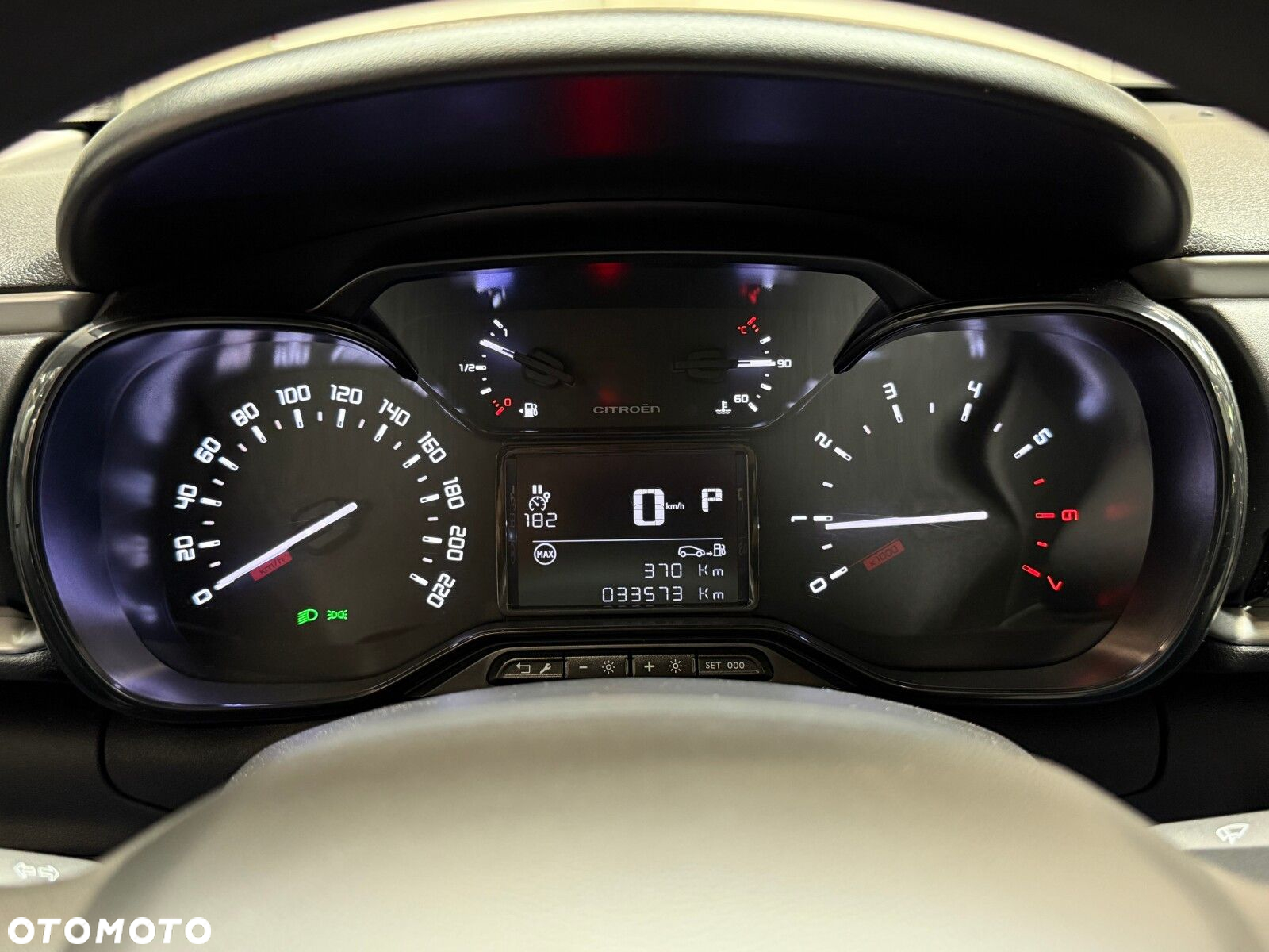 Citroën C3 1.2 PureTech Shine EAT6 - 29