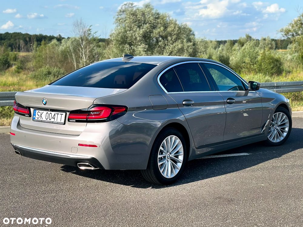 BMW Seria 5 530i xDrive mHEV Luxury Line - 25
