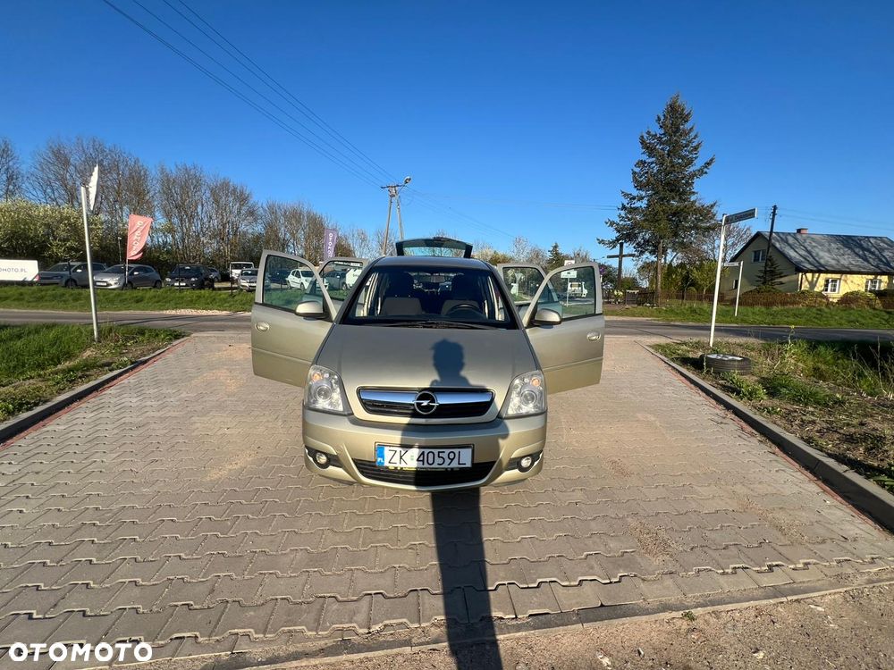 Opel Meriva 1.8 16V Cosmo Easytronic - 19