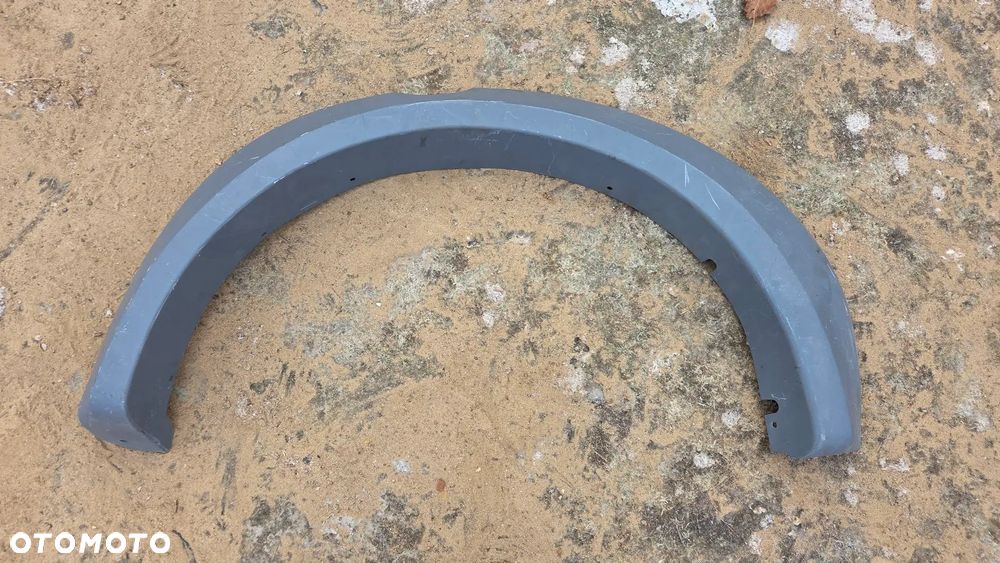 NOWE Oryginalne Listwa Listwy poszerzające Mitsubishi L200 Pur  Z5785190 - 5