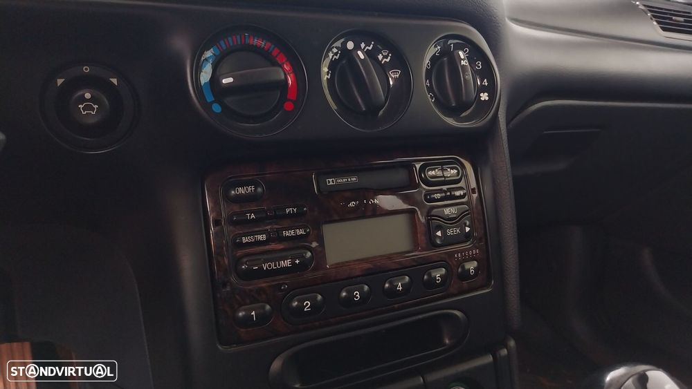 Ford Mondeo 1.6i Ghia - 9