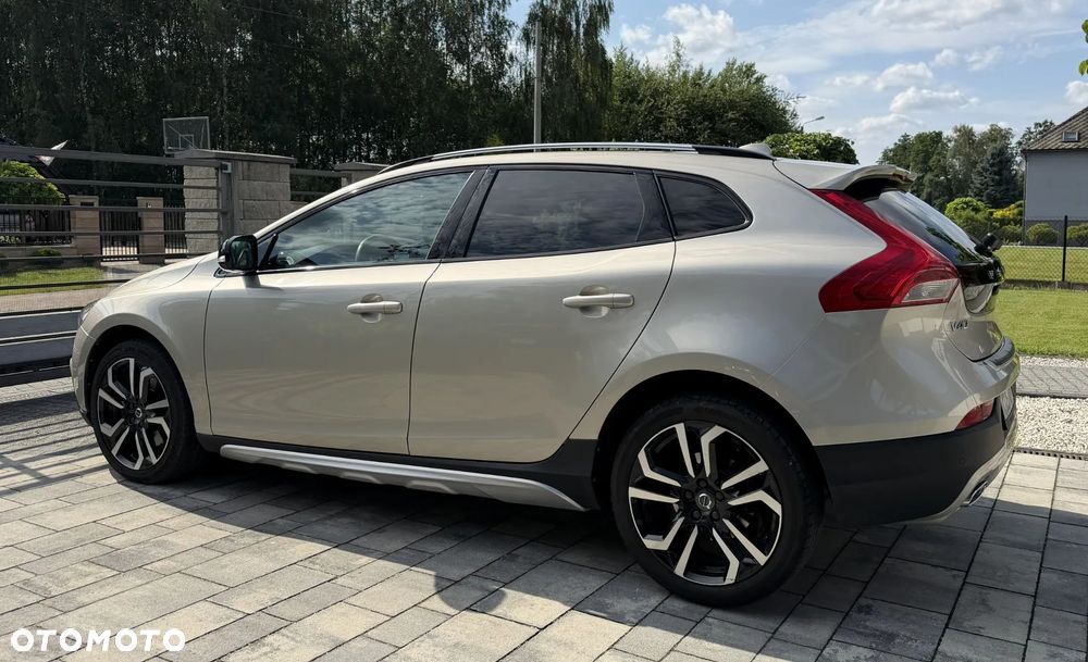 Volvo V40 T3 Drive-E Summum - 6