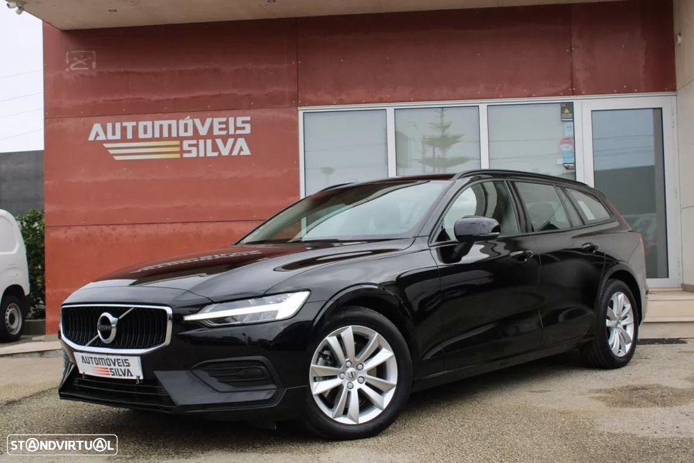 Volvo V60 2.0 B4 Momentum Core Geartronic - 3