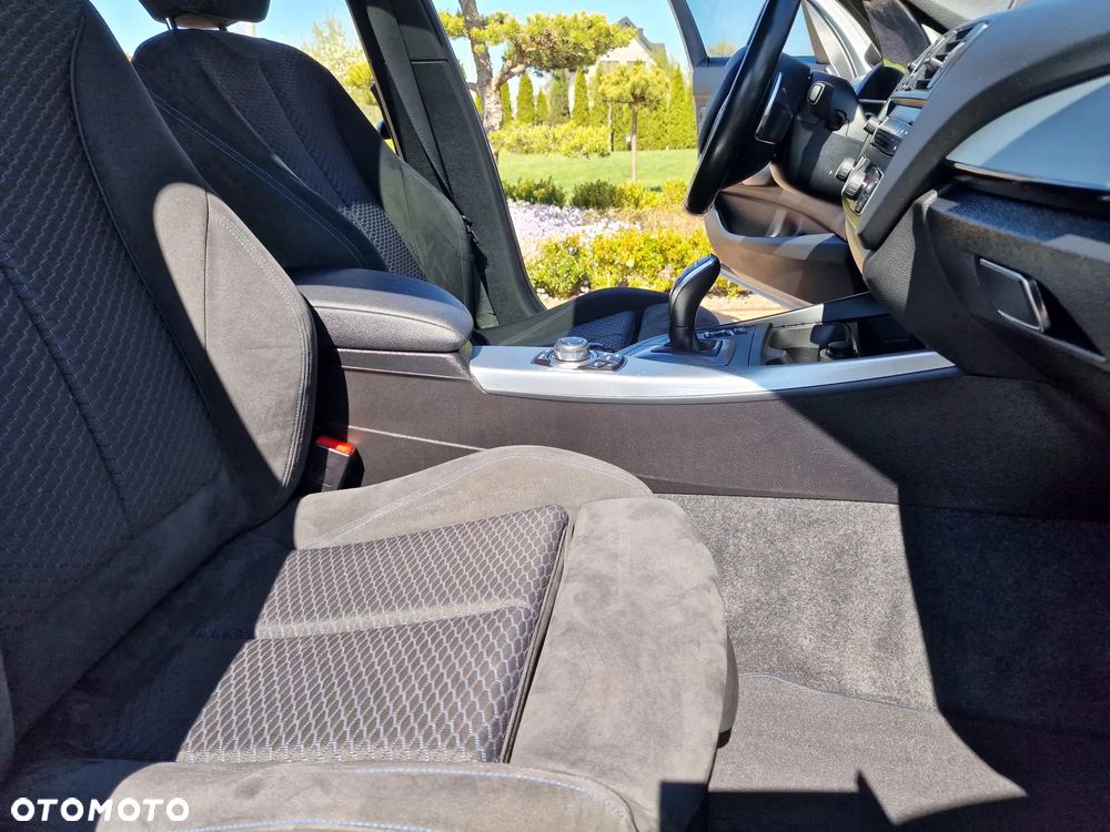 BMW Seria 1 M135i xDrive - 38