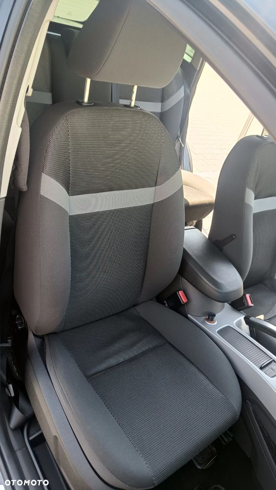 Ford Kuga 2.0 TDCi Titanium - 8