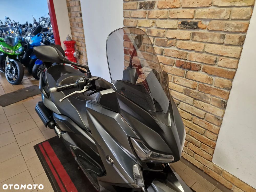 Yamaha X-max - 27