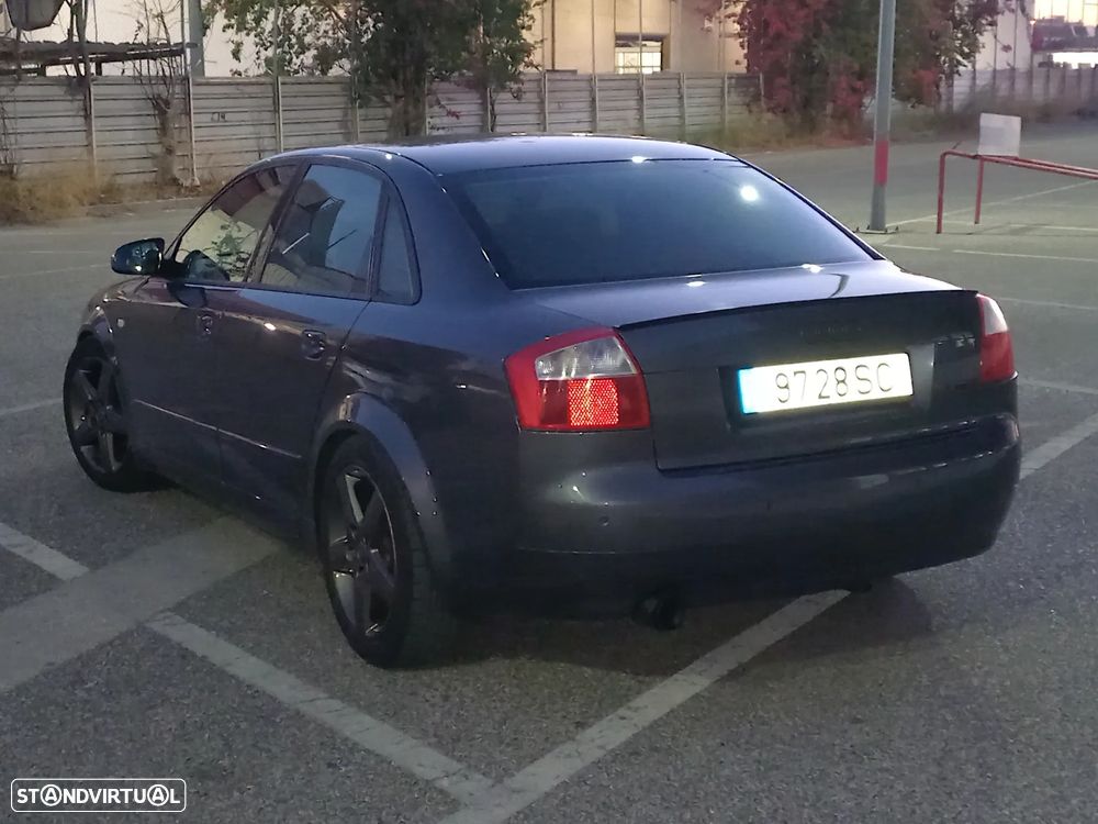 Audi A4 1.6 Sport - 9