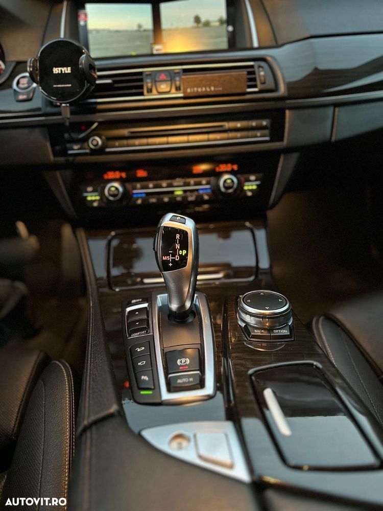 BMW Seria 5 530d xDrive - 6