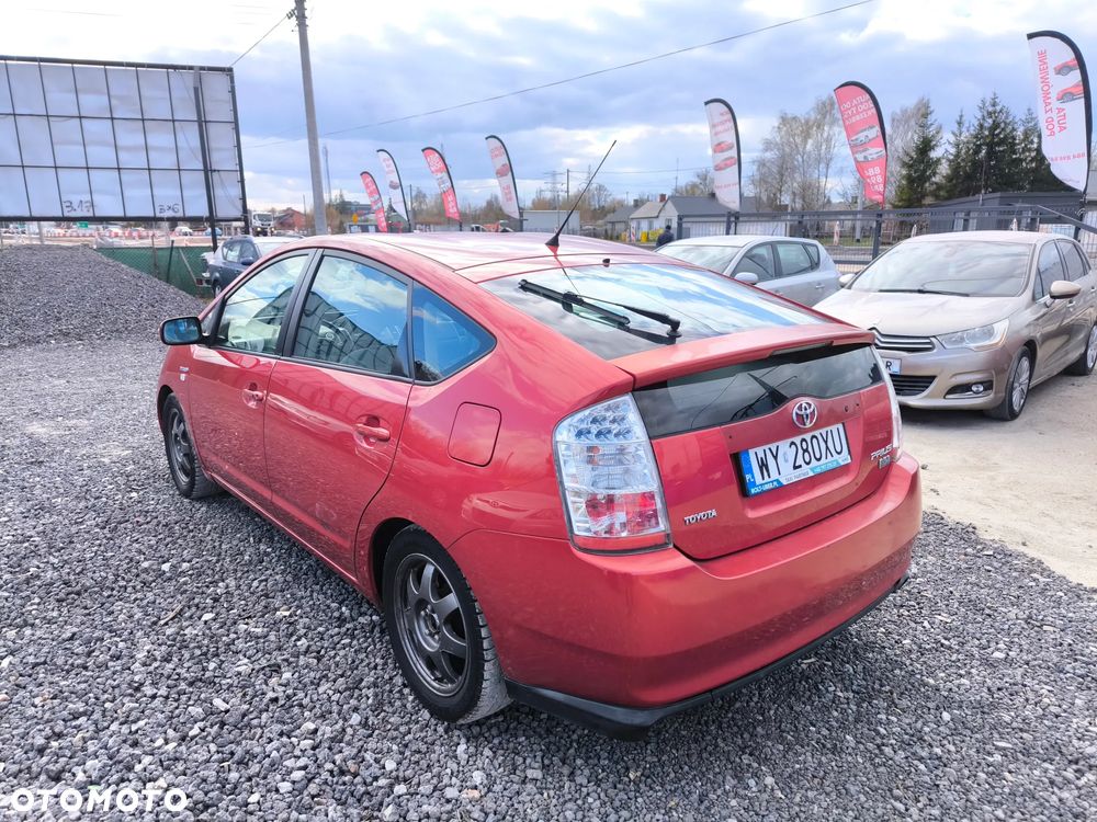 Toyota Prius 1.5 VVT-i Prestige - 7