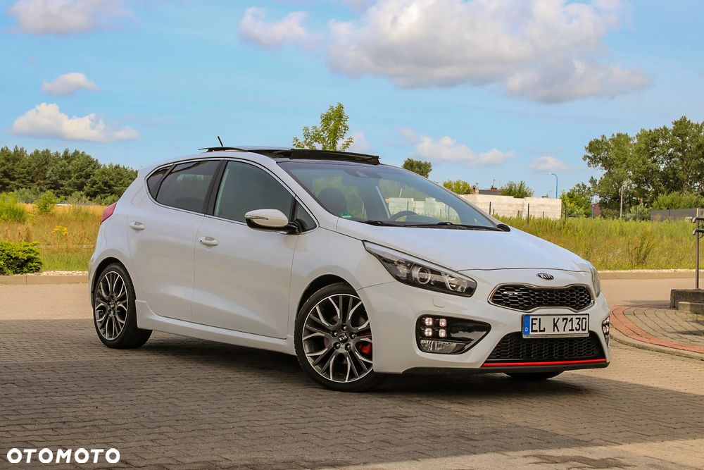 Kia Ceed 1.6 T-GDI GT-Track - 10