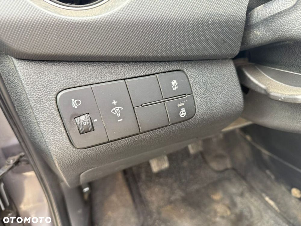 Hyundai i10 1.2 Passion - 10