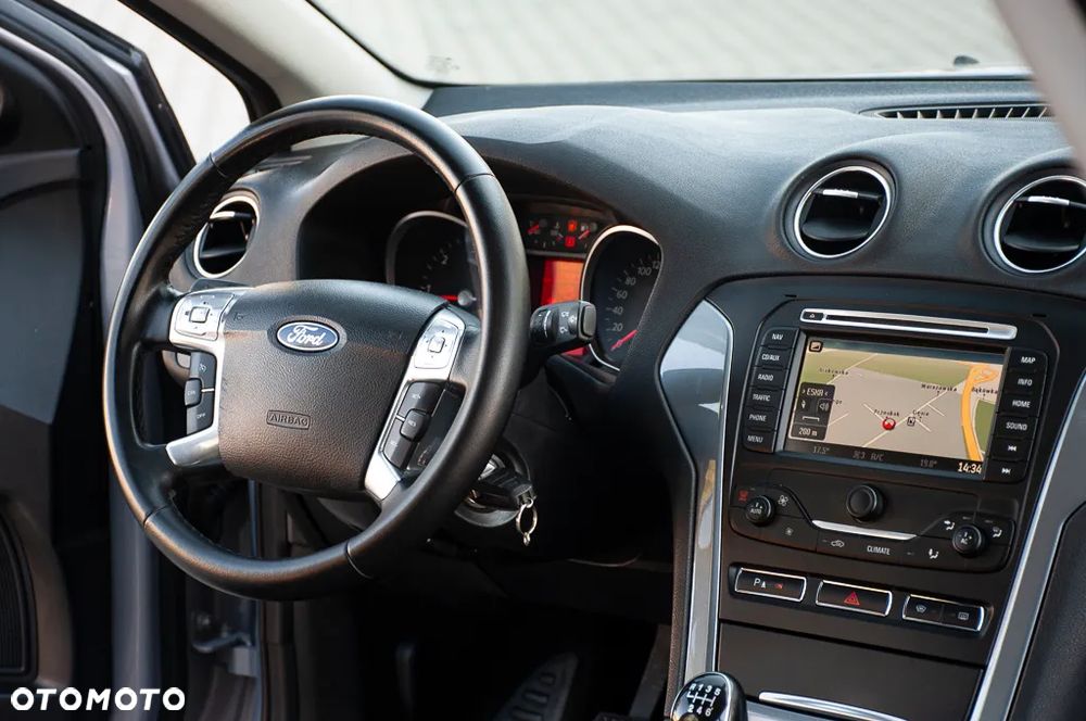 Ford Mondeo 2.0 TDCi Champions Edition - 18