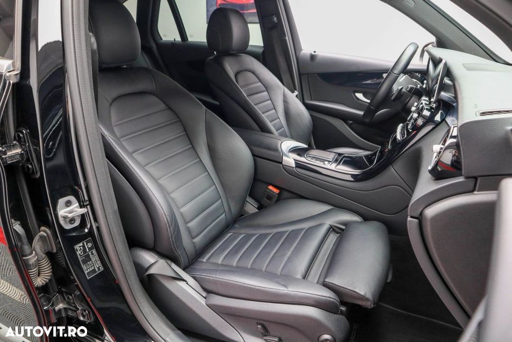 Mercedes-Benz GLC - 24