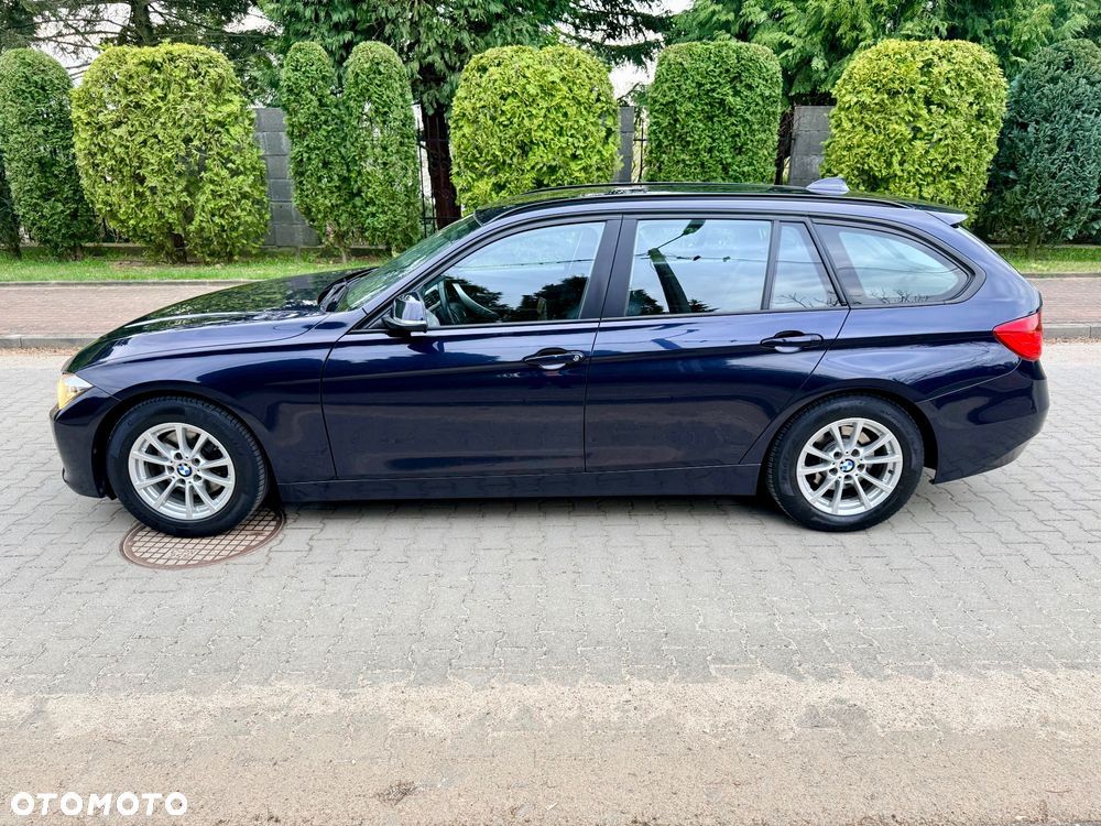 BMW Seria 3 320d - 10