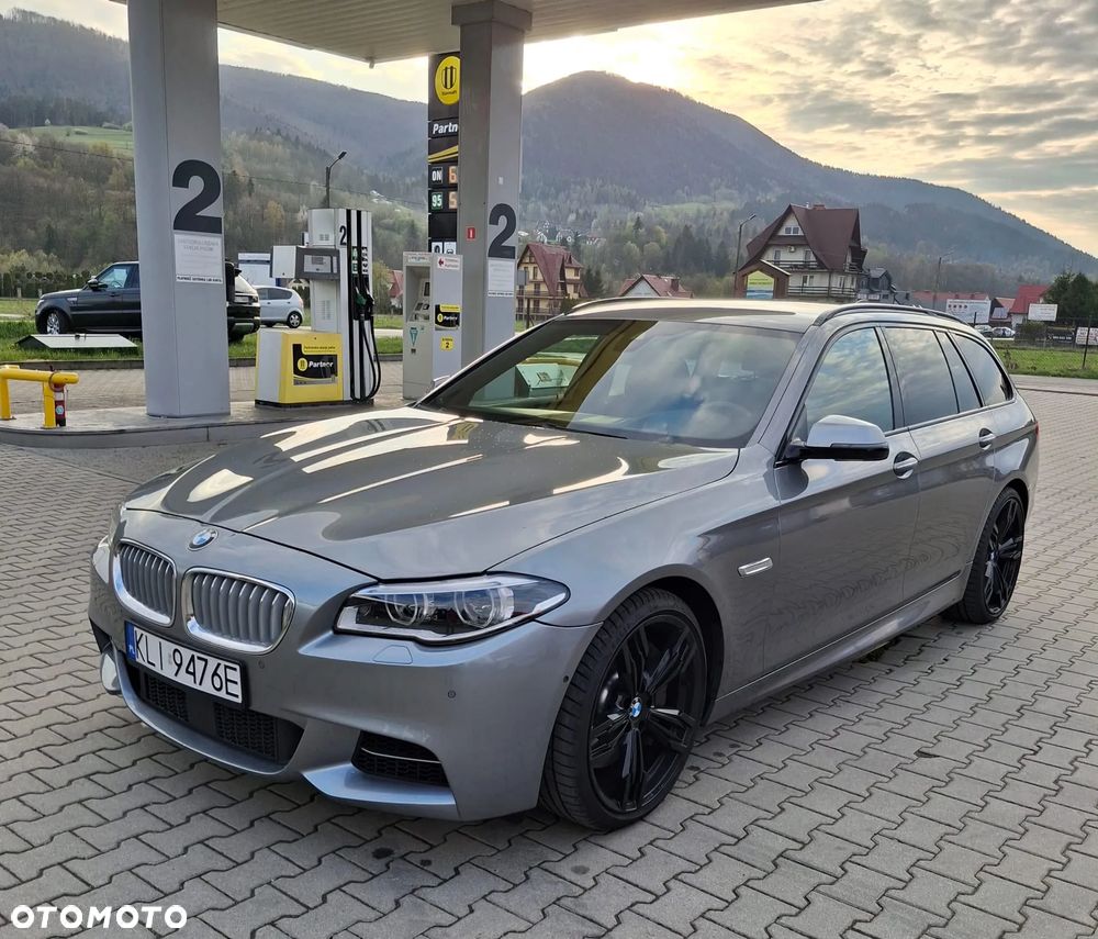 BMW Seria 5 M550d xDrive Sport-Aut - 1