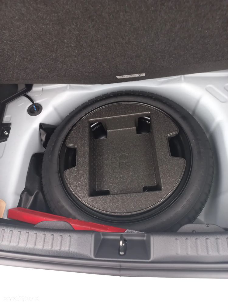 Toyota Yaris Hybrid 1.5 Style - 7