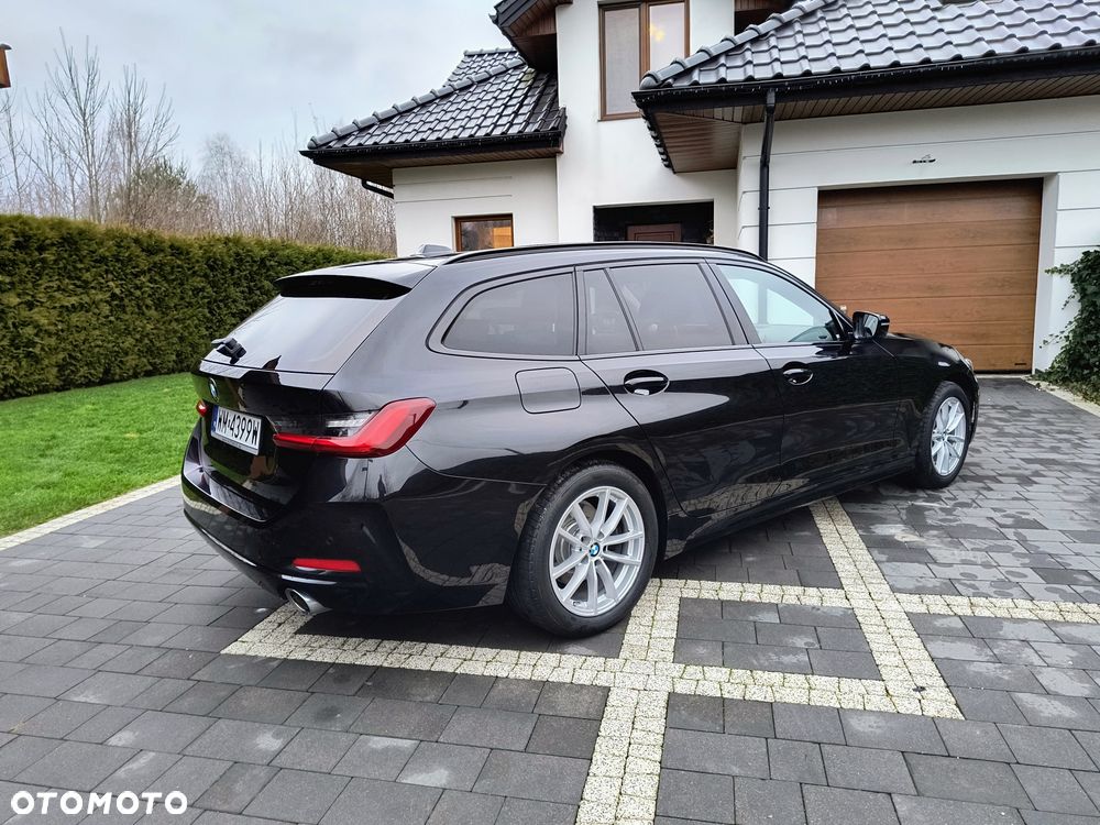 BMW Seria 3 320d xDrive - 3