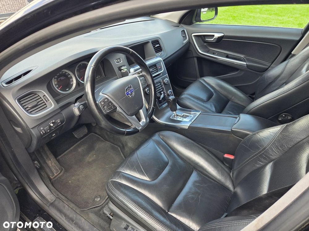 Volvo V60 - 10