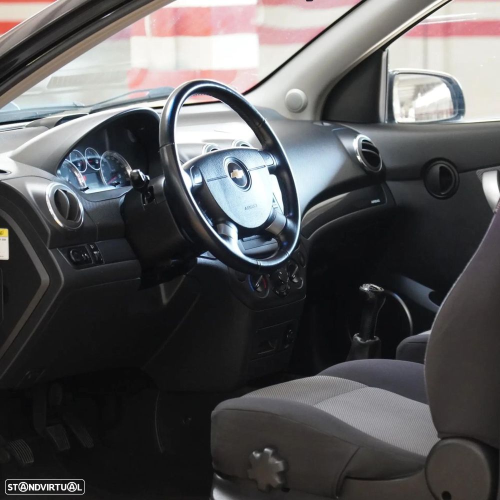 Chevrolet Aveo 1.2 LS - 17